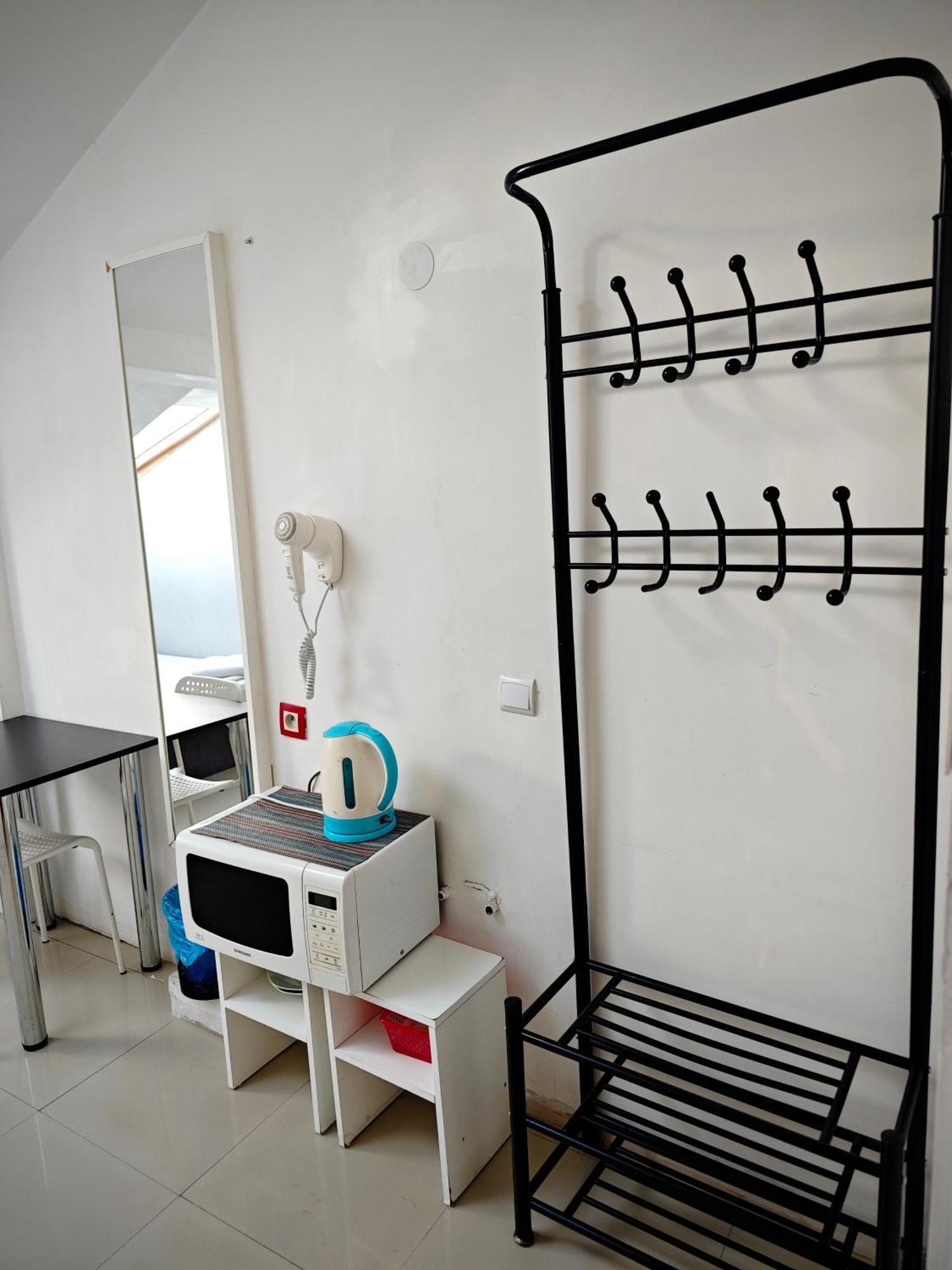 Apartamenty Hoza Attic Studio Варшава Стая снимка